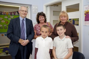 ddy Newman, Chair of WCHG with Louise Leyland, Office Manager to Mike Kane MP, Wyn Goggins and 2 pupils from The Willows.