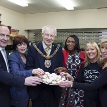 Lord Mayor supports Wythenshawe Food Poverty campaign